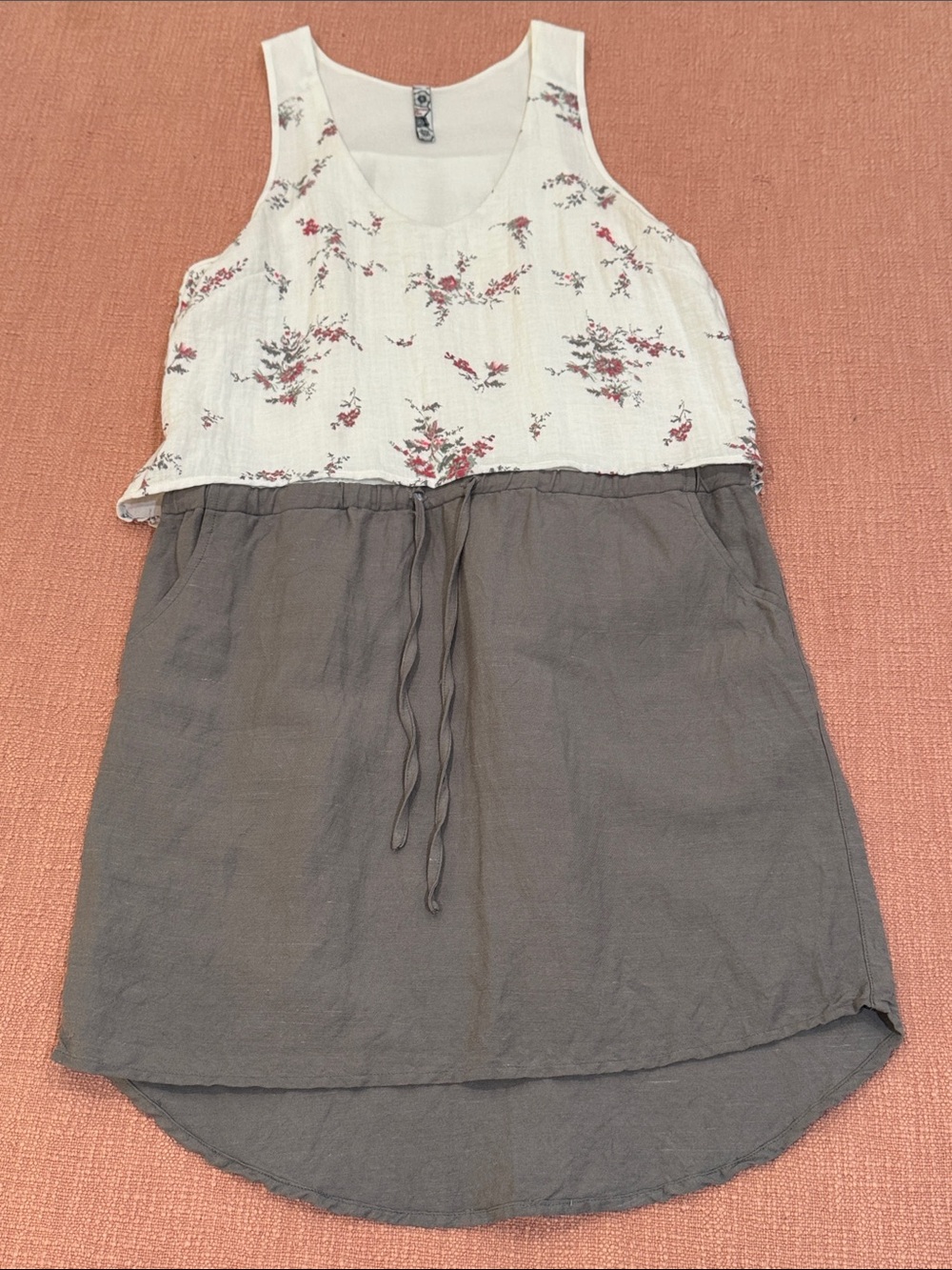 Sleeveless White & Gray Floral Midi Dress